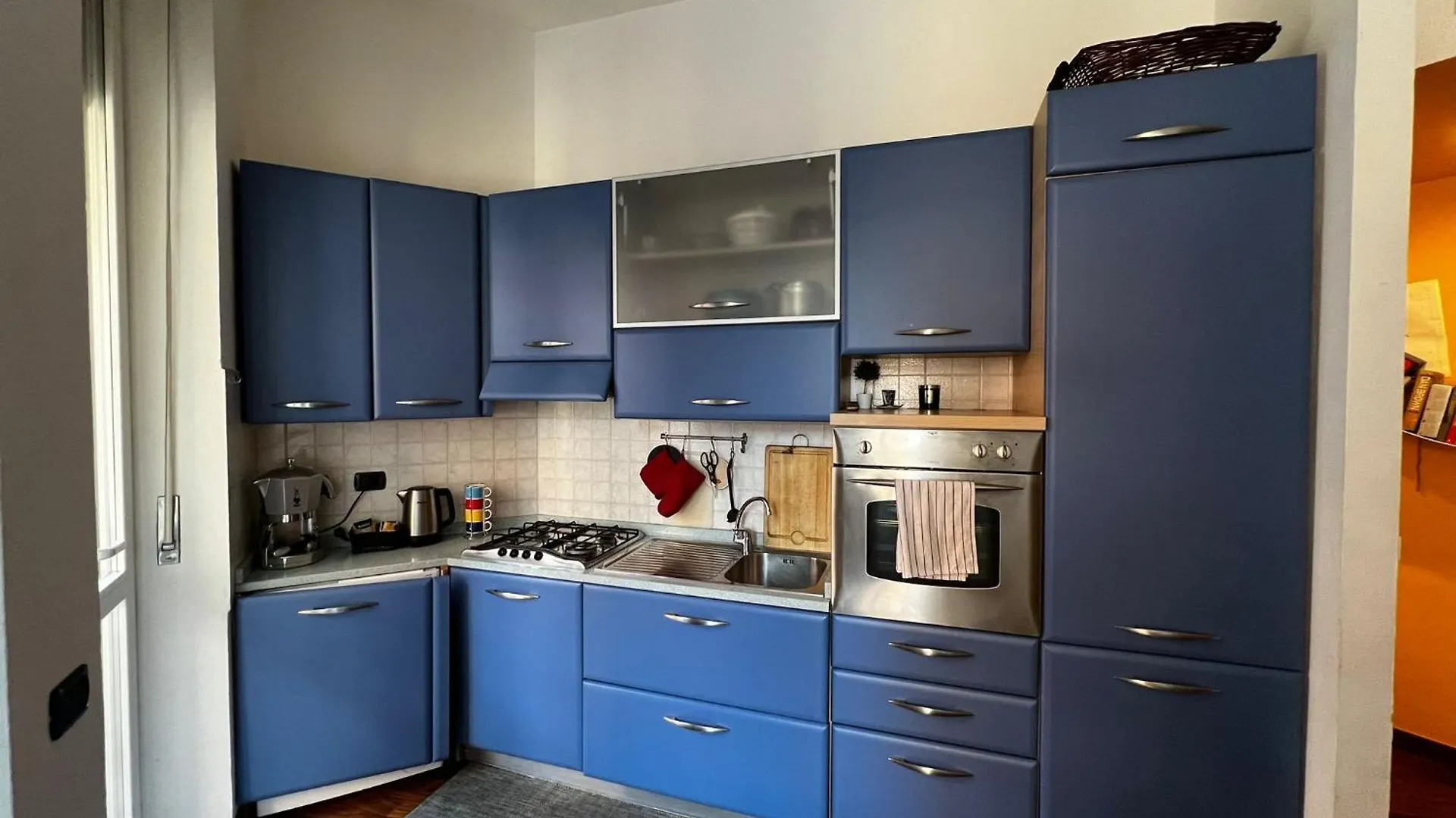 Guzzo B - Elegant Flat With Balcony At Bolivar M4 Metro Milan 0*,